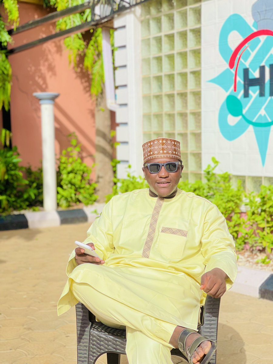 FBakoree's tweet photo. Alhamdulillah I’m a year older 🎂🎊🍾
Please say a prayer 🙏 https://t.co/apc9HxFAlI