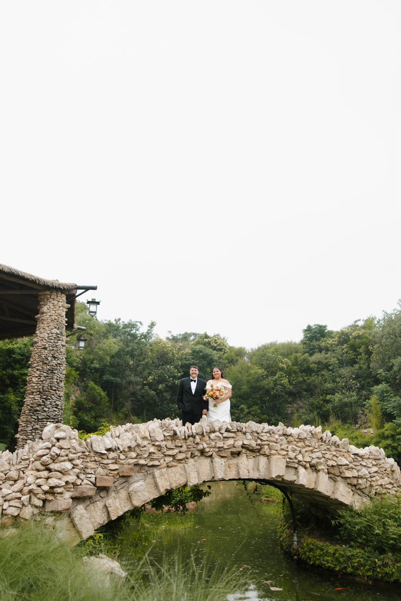 Machucedillo's tweet image. From groom to dad in minutes 
it's been a great time to be alive