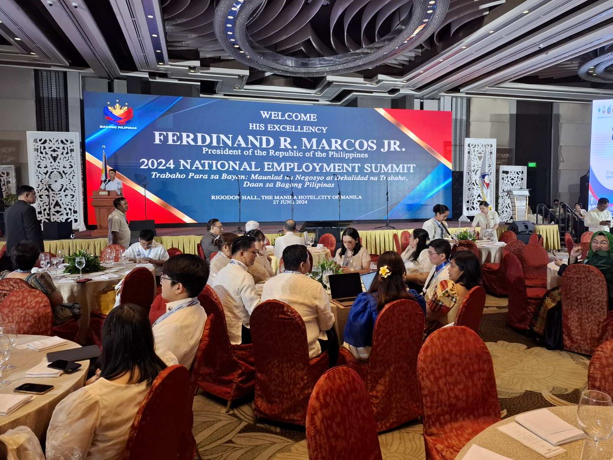 PTVph's tweet photo. TINGNAN: Inaasahan ang pagdalo ni Pangulong Ferdinand R. Marcos Jr. sa ikalawang araw ng 2024 National Employment Summit ng Department of Labor and Employment (DOLE) sa The Manila Hotel sa Maynila ngayong Huwebes, Hunyo 27. | via Bernard Ferrer https://t.co/YejcsTYhbt
