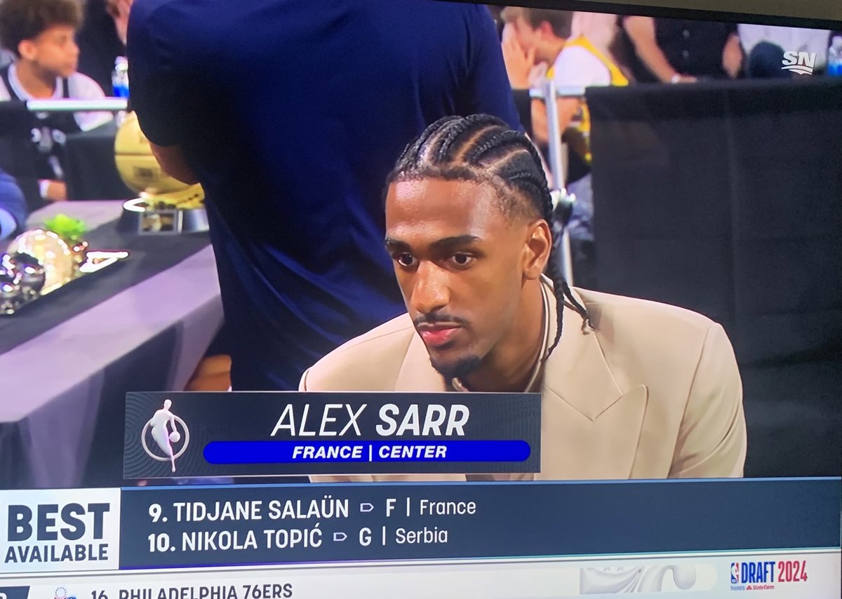 Don’t ask me to explain this, but Alex Sarr looks like Caitlin Clark