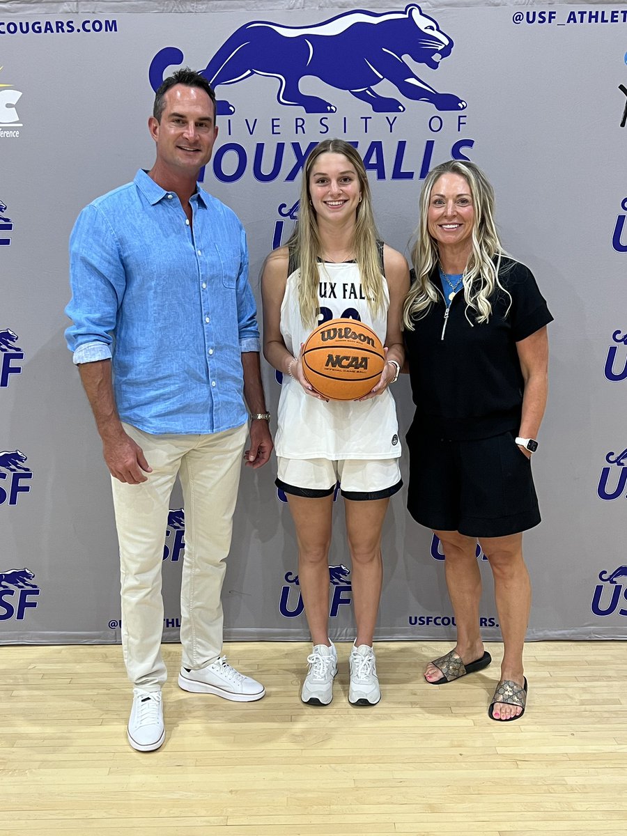Sydney Terveen (@sydneyterveen) on Twitter photo After a great talk with <a href="/coach_trap/">Travis Traphagen</a> I am blessed to have received an offer from <a href="/USFCougarsWBB/">USF Women's Basketball</a> thank you to all the coaches After a great talk with <a href="/coach_trap/">Travis Traphagen</a> I am blessed to have received an offer from <a href="/USFCougarsWBB/">USF Women's Basketball</a> thank you to all the coaches