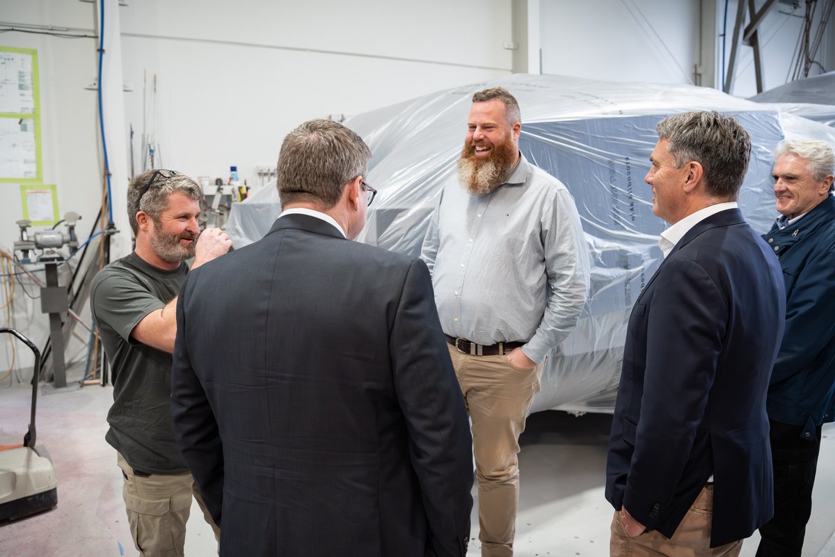 Update: We had a productive meeting with our fabrication team at Van Munster Boats in Morisset. 

We were grateful for the support and interest of Pat Conroy MP, @danrepacholi, and Richard Marles during our visit. 

#defence #usv #australianmade #ocius