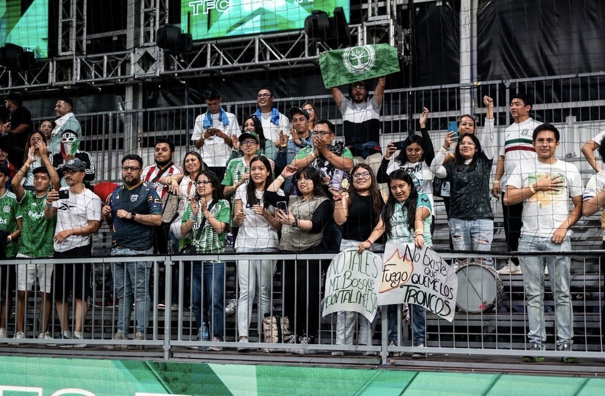PerlaShirt's tweet photo. Hace un mes @LosTroncosFC_  se les extraña equipo https://t.co/j0nLngOqla