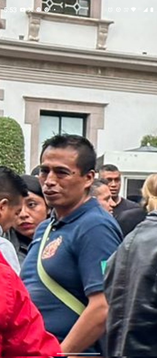 SandroDe4m3r1k4's tweet photo. Aquí podemos apreciar 2 sindicalistas; presumen lo que no son: Bomberos 

Ella: Gabriela Molina. Con trabajos se amarra los zapatos. Nunca ha concurrido a 1 incendio 

Él: Raúl Pérez, doble cara: mal capacitador de la Academia, peor bombero

@martibatres No necesitamos sindicato https://t.co/YN6hrM7s10
