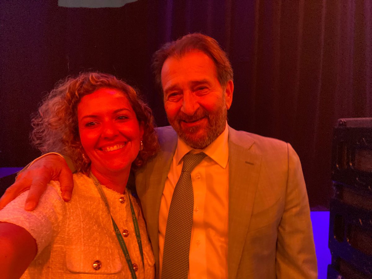 What a great honour to be a part of this amazing world conference! Thank you Prof. Nicolaides for the invitation 🫶🏻🤰🏼#FMF2024