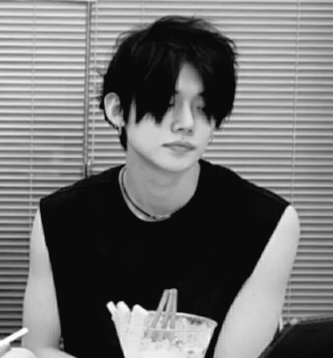 nujnoeYeyo's tweet photo. You're just perfect !!
Thank you for being you..
Please be happy, stay strong and healthy as well dear 🤍
#loveunconditional https://t.co/ashgwPedHh