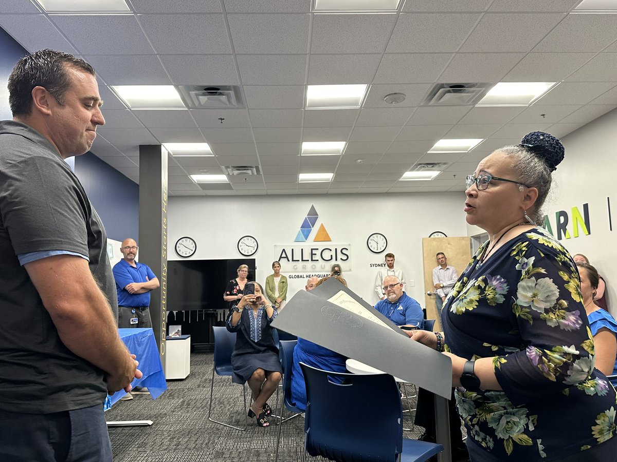 MiVidaMParham's tweet photo. Thank you Dr. @GrubbsMg! @CTE_BaltCoPS appreciates all of your hard work and leadership! We will miss you! 💙 #BCPSCTE #CTEMade https://t.co/mAiEe6lExW