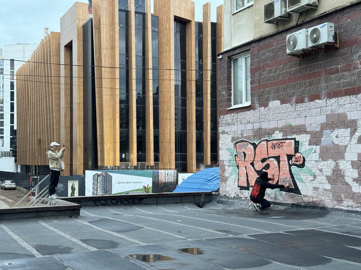 oks18's tweet image. С утра пошел почиркать