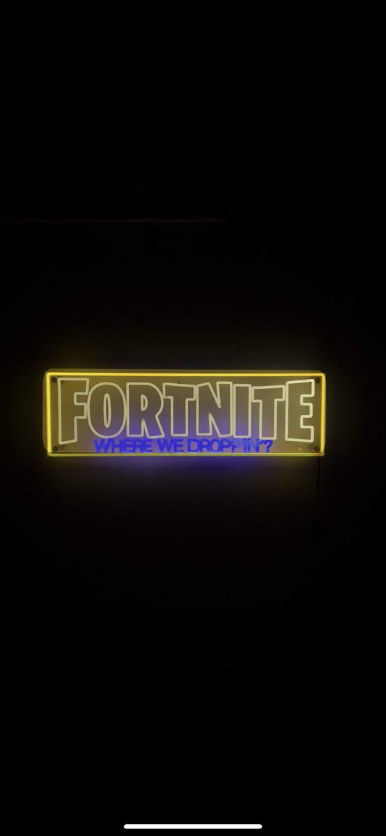 GIVING AWAY IN 30 MINUTES TO SOMEONE IN CHAT (9:15 est)

1/1 Fortnite LED Sign.
Just have to be following the stream 

Twitch: AmericanDad