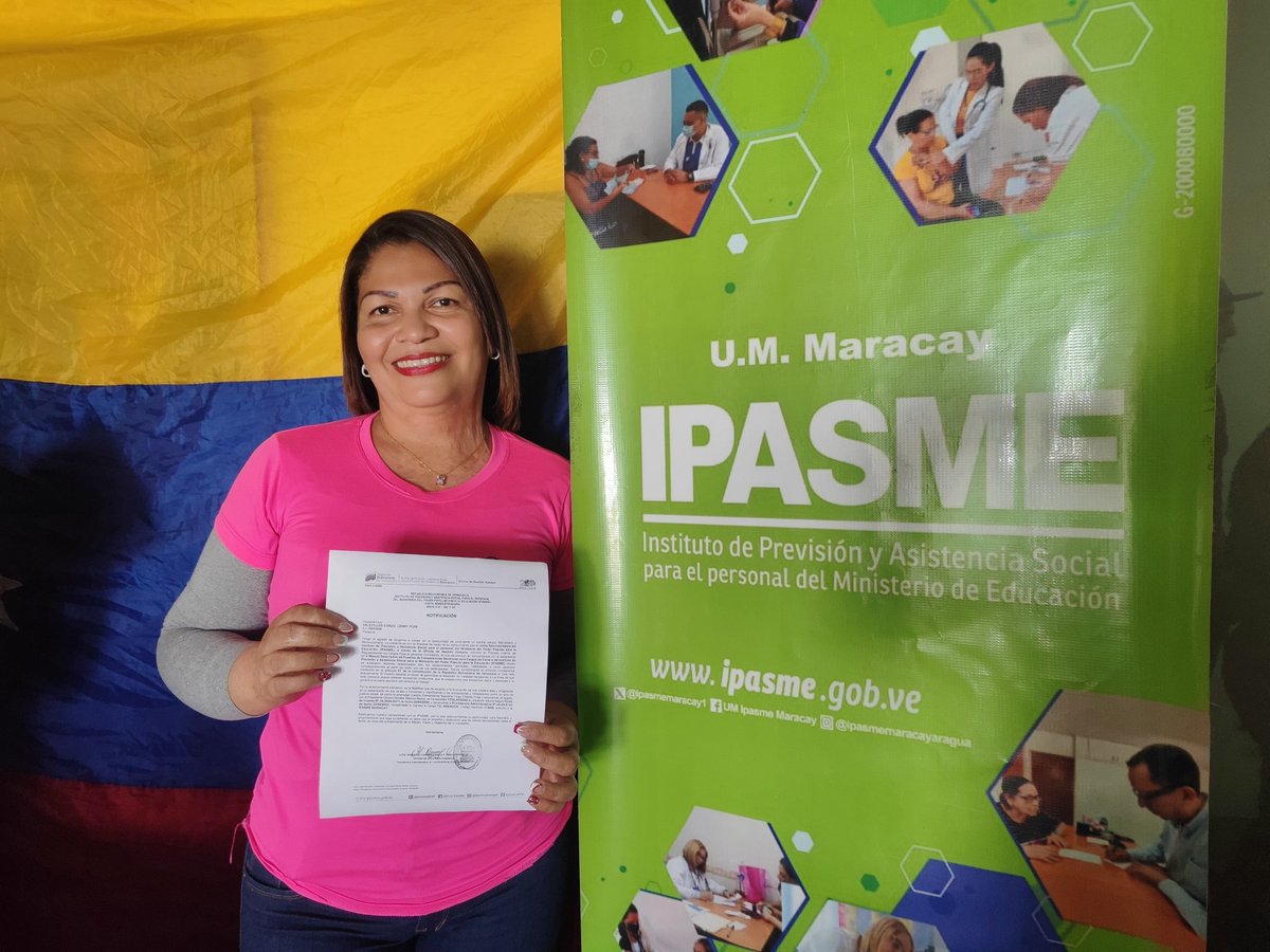 #NotiIpasMcy #Aragua #26Junio

Gracias a las políticas de inclusión social del presidente <a href="/NicolasMaduro/">Nicolás Maduro</a> el <a href="/IpasmeOficial/">Ipasme Oficial</a> sede <a href="/ipasmemaracay1/">ipasmemaracay</a> otorga titularidad de cargo a 24 trabajadores/as que día a día han sido un pilar fundamental para la institución.

#ElQueVaEsNicolás