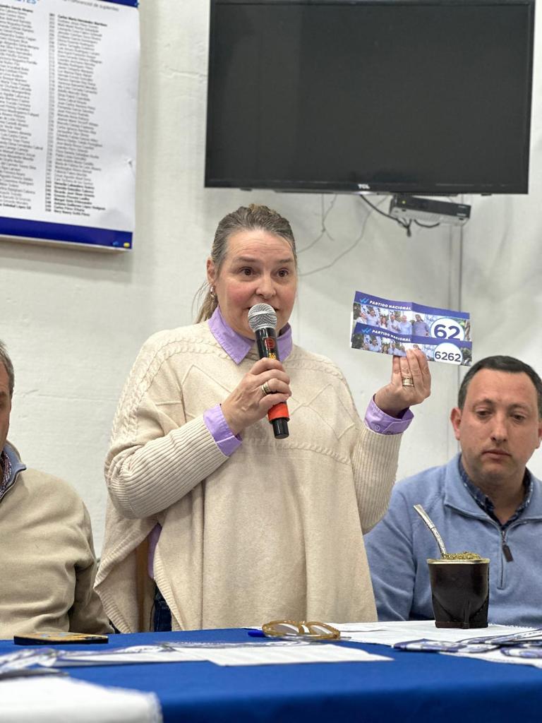 Excelente Plenario de la <a href="/amo_62florida/">Agrupación Manuel Oribe</a> a 3 días de las Elecciones Internas, casa repleta.  A continuar trabajando,  a redoblar esfuerzos porque sabemos cómo hacerlo, con entusiasmo y alegría,  VAMOS ARRIBA EL PARTIDO NACIONAL,  ARRIBA LA 62 + 6262, <a href="/AlvaroDelgadoUy/">Alvaro Delgado</a> Presidente