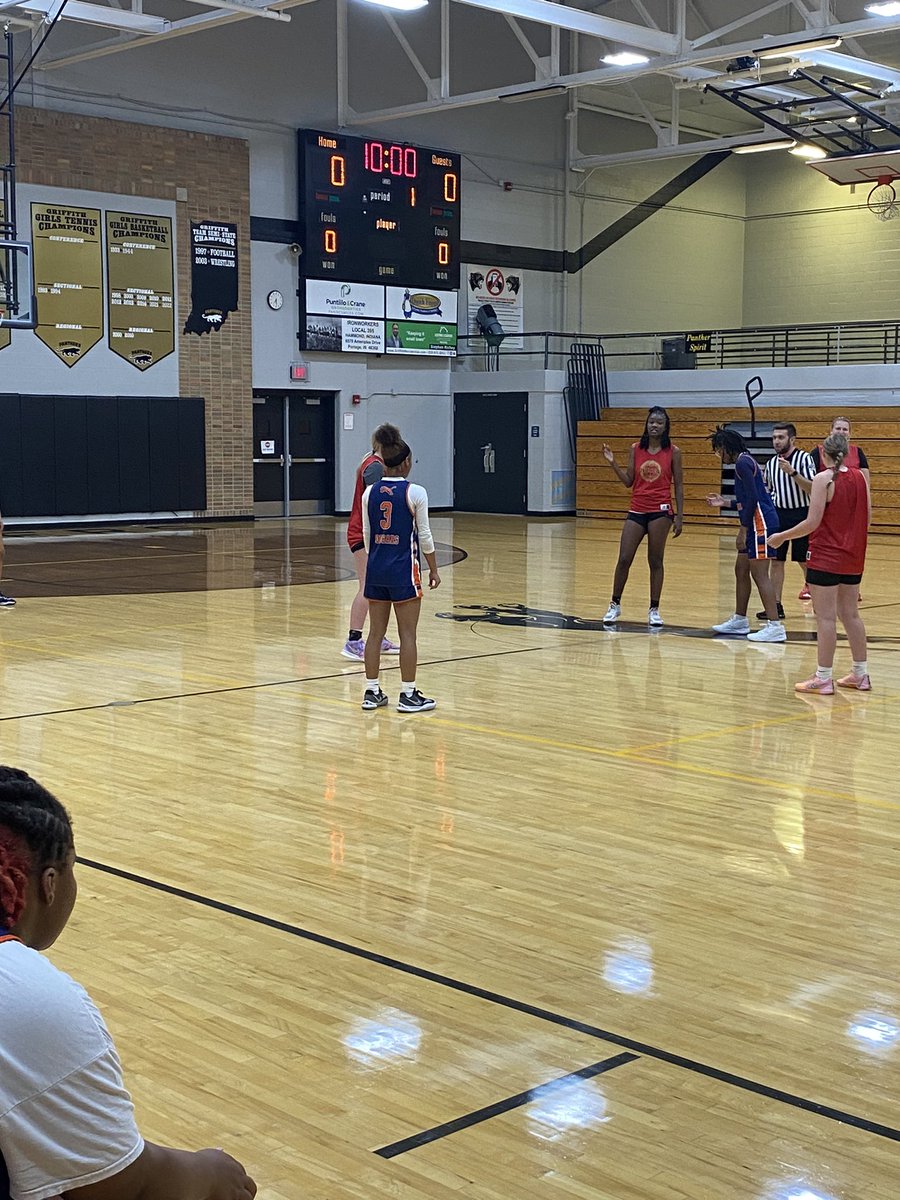 hkilander's tweet photo. Last summer game for the Lady Cougars and Coaches Hamblin-Blakely and McClendon-Campbell! Great start West Side!! https://t.co/PpKYLnd7ie