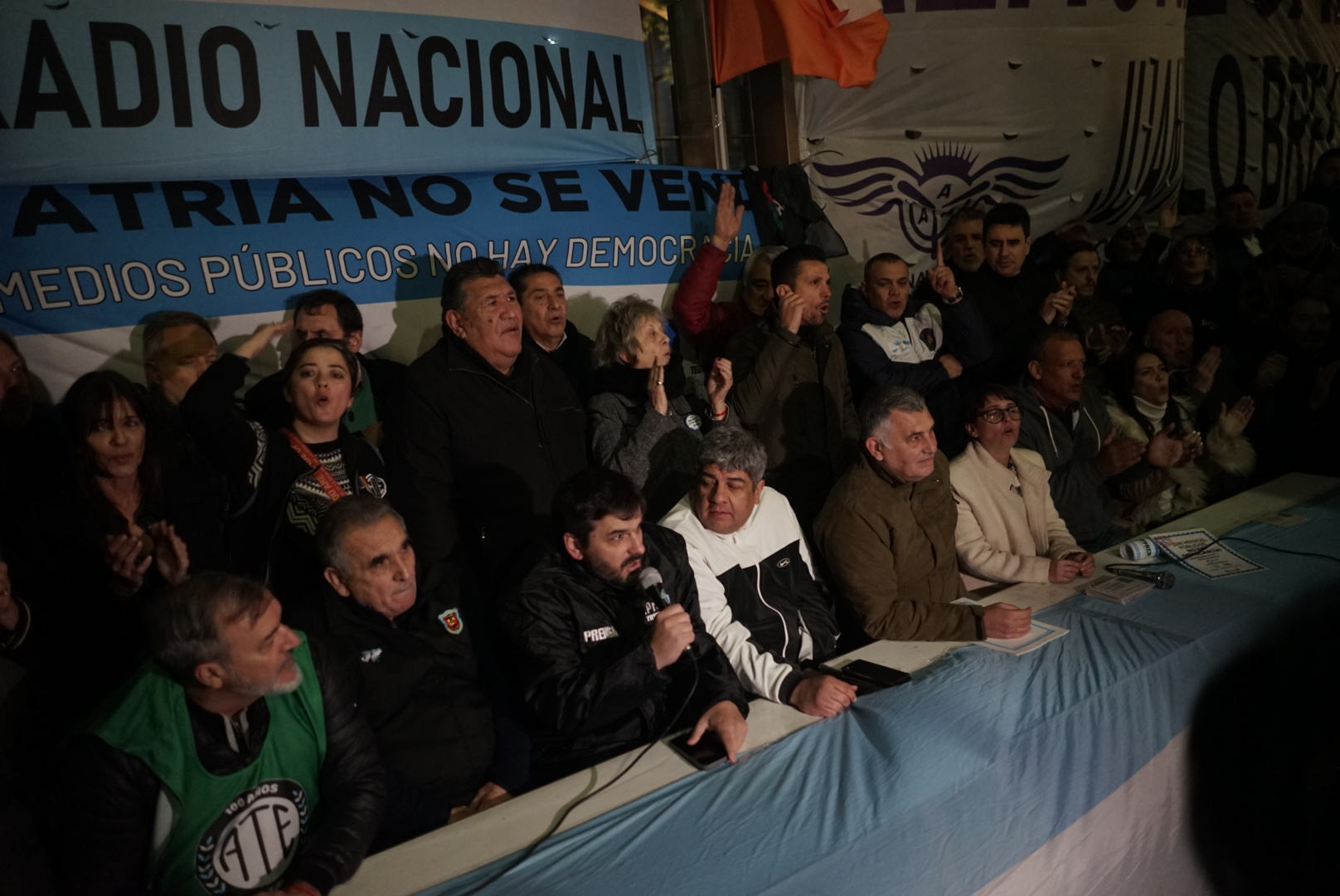 Pablo Moyano dijo que "no se puede ser tan hdp para que los trabajadores" vuelvan a pagar Ganancias y pidió: "Que la paguen los bancos, el campo y las mineras"