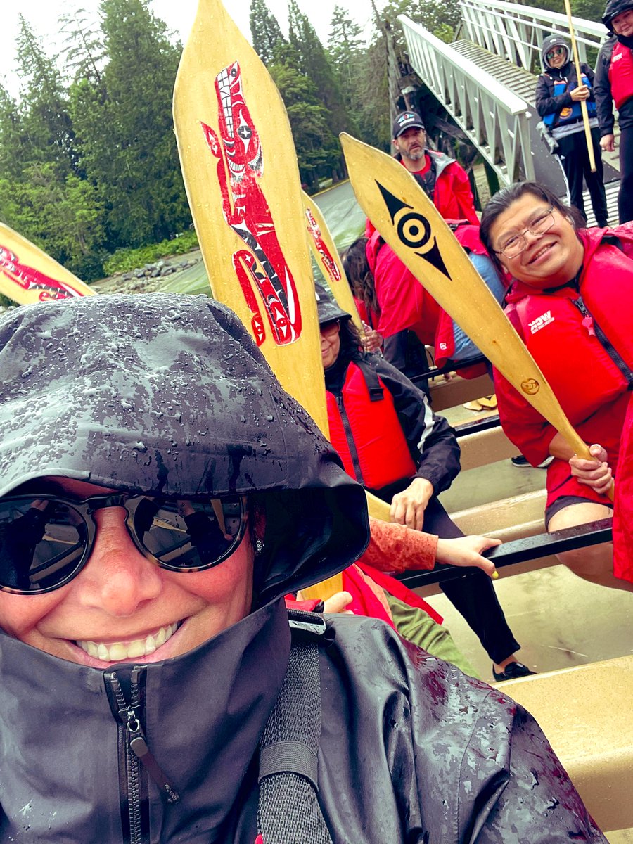 NehiyawSpirit's tweet image. Enjoyed canoeing with Takaya tours - thank you Seth George for sharing your songs and knowledge. Beautiful day to be with the IED team.  @tsleilwaututh @vsb #pullingtogether #medicine