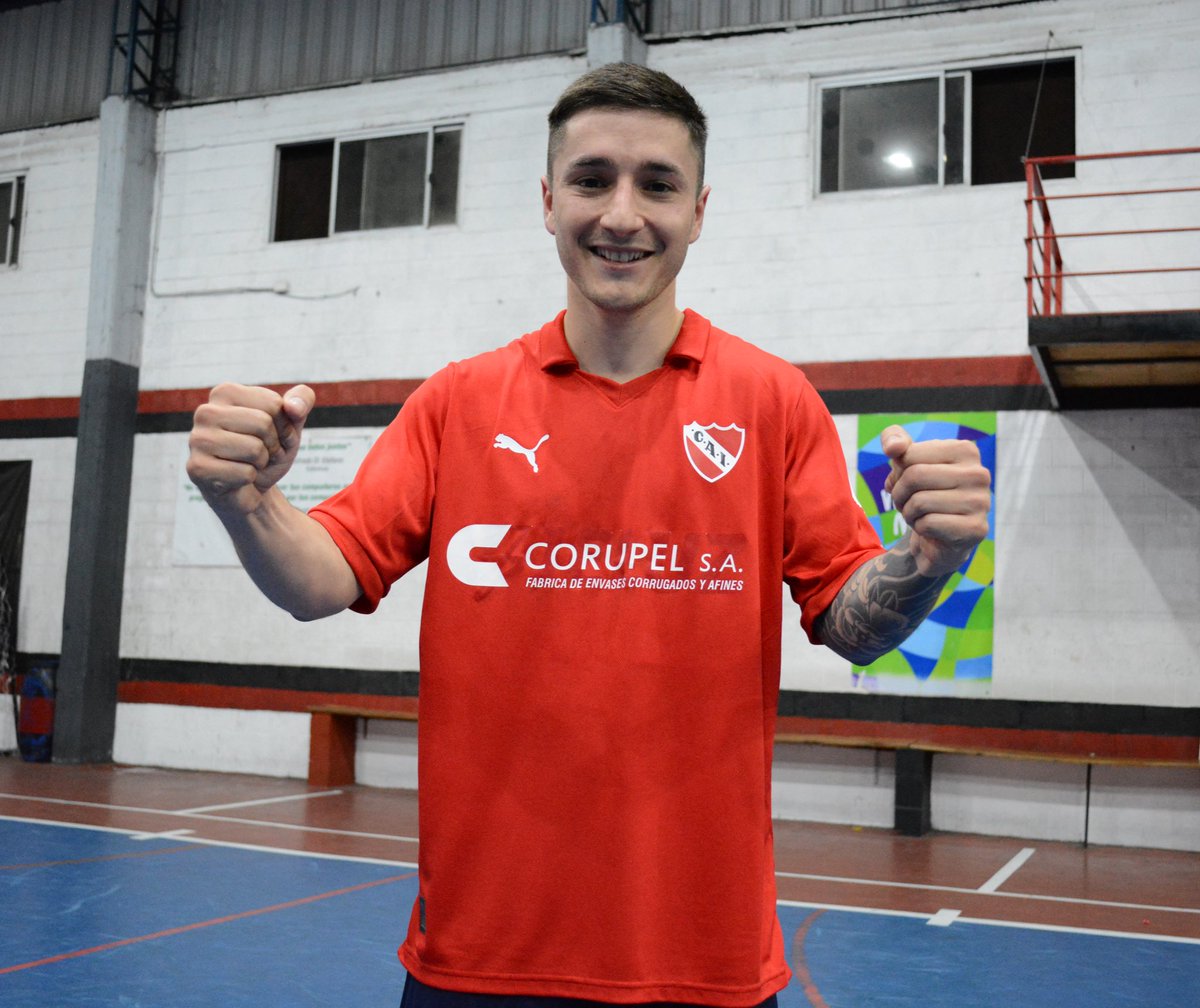 futsalcai's tweet image. Como empezó       //              Como va