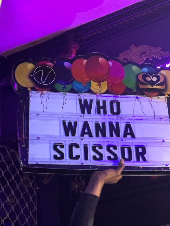 asensualsapphic's tweet image. RT if you love tribbing ✂️💦