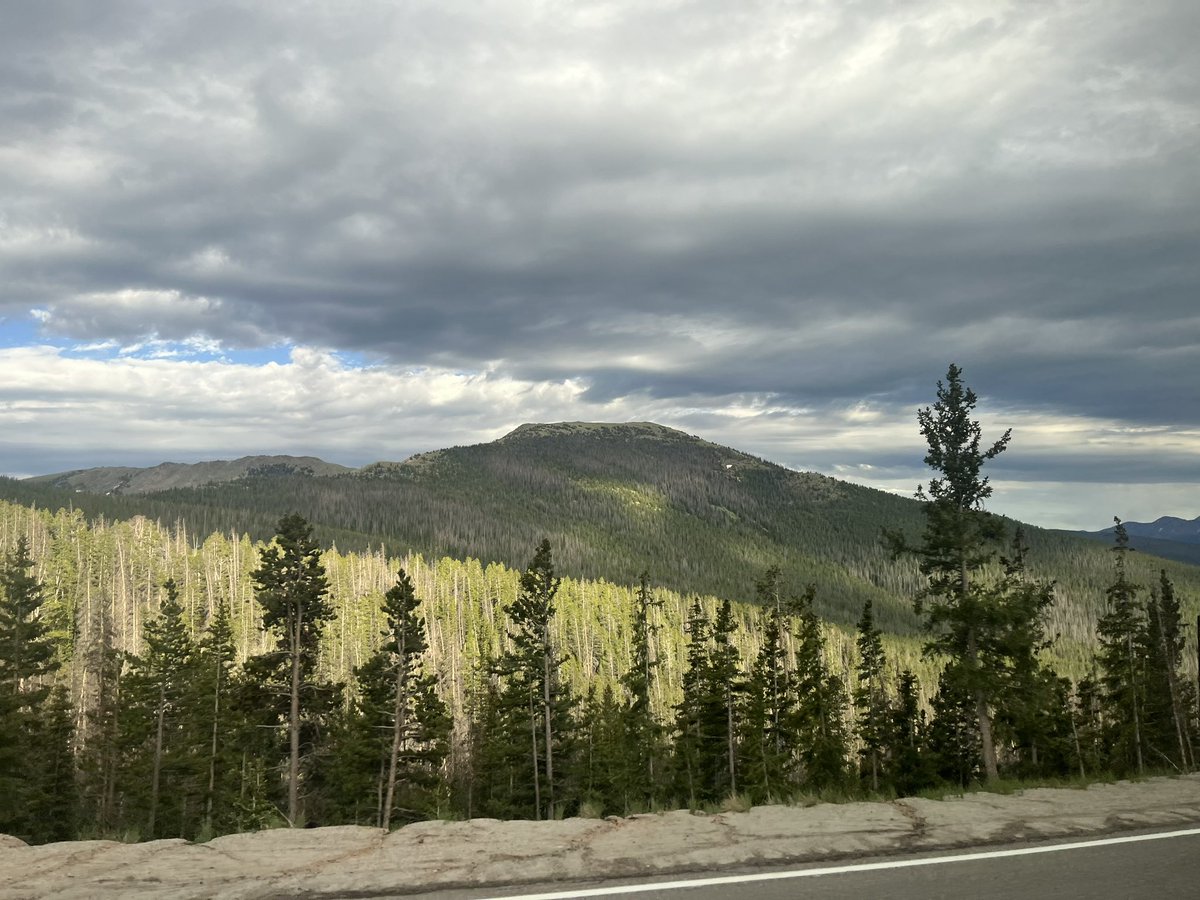 JENTONEY's tweet image. One final in-person 🤯 day of learning! Until next year, @ISTEofficial! And, just like that, #ISTELive 24 is already over! What a whirlwind! I’m so excited to reflect, to share what I learned, to keep learning online, and to head to Gunnison! 🎉🏔️ #PAProudEducator #KTIfamily