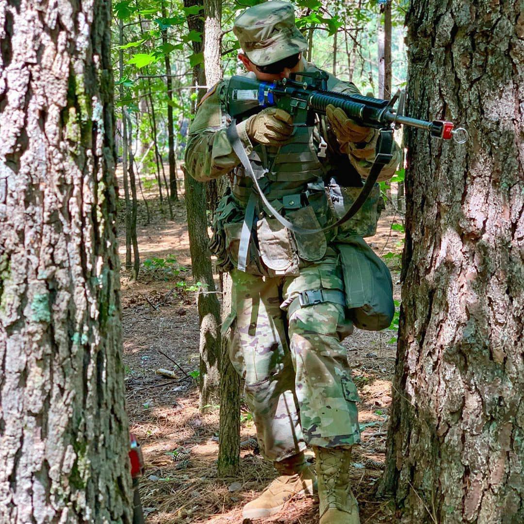 davealone11's tweet image. Fully armed