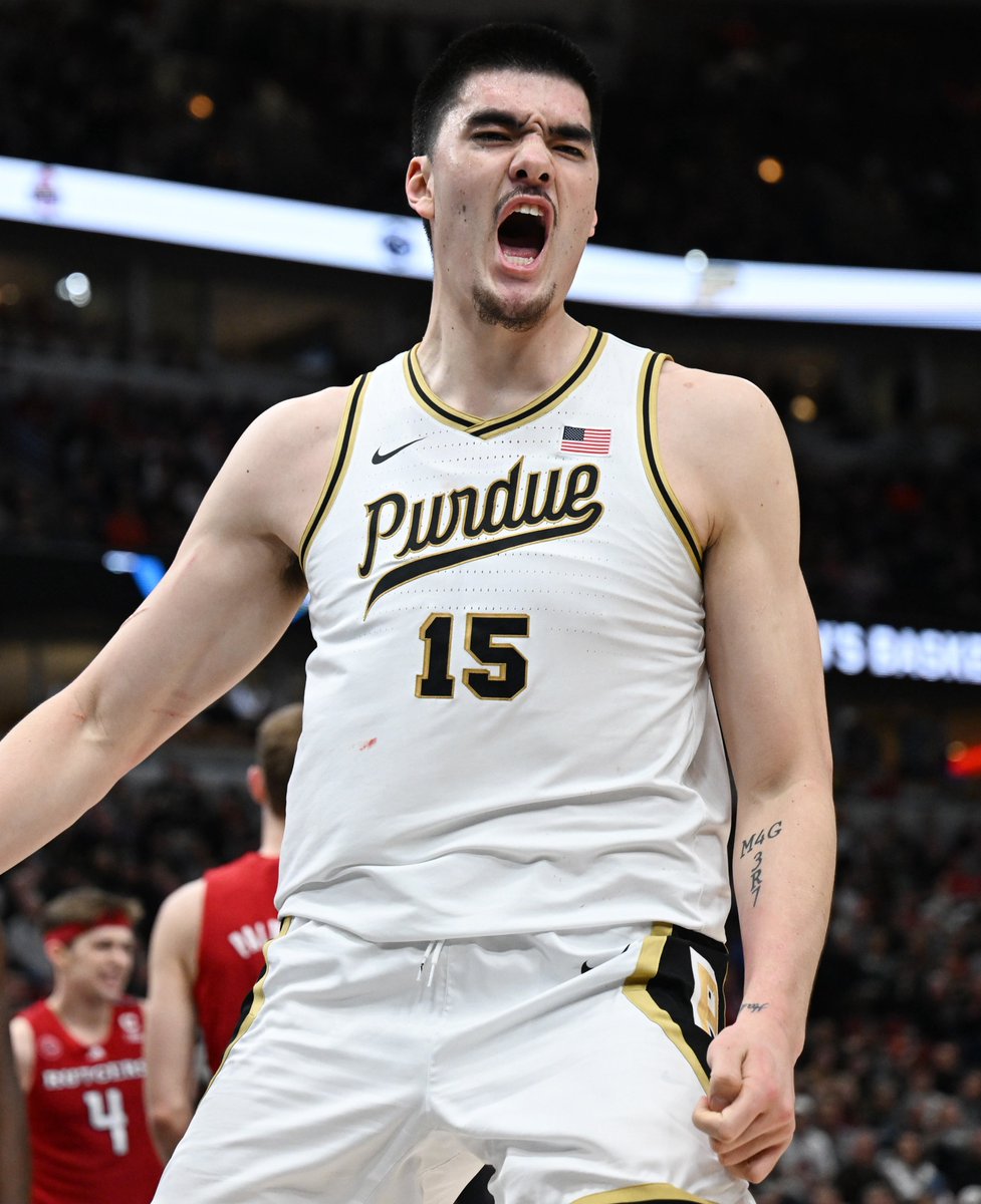 GRIZZLIES DRAFT THEIR BIG MAN IN ZACH EDEY WITH THE NO. 9 PICK 🙌

The 2x National POY is heading to Memphis 💪