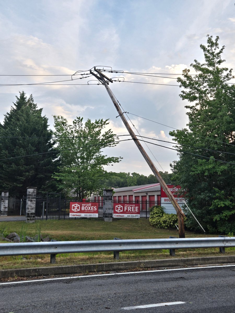 ForecasterJason's tweet photo. Multiple power poles snapped and bent from the severe #thunderstorm that blasted through California, MD around 6PM Wed @NWS_BaltWash https://t.co/43jtzRmSzE