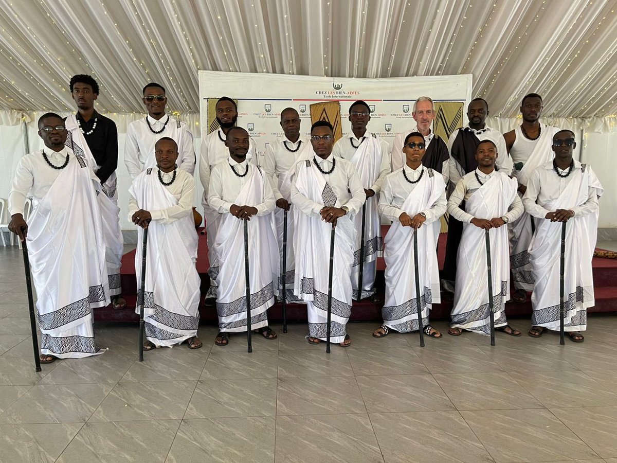 clba_org's tweet photo. CLBA  proudly hosted a Rwandan Culture Day, immersing students and staff in the rich and vibrant traditions of Rwanda. The event was a celebration of Rwandan heritage, highlighting the country’s unique history, art, music, and cuisine. https://t.co/euKrcaEufX