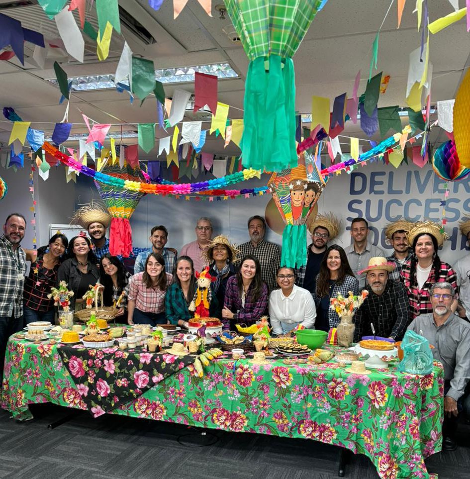 SITABrasil's tweet photo. Nossa tradicional festa junina 💚🧡💜💙💛❤️🩶🩷🩵🤎🤍 https://t.co/6WYwJ2DrsC