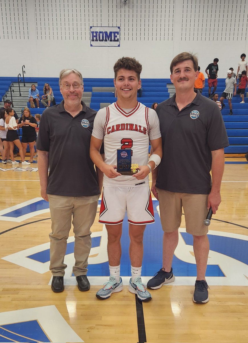 CM_hoopsCoach's tweet photo. Congratulations to Cardinal Mooney Alum @bmeverhart3 on winning the @G_StuckOnSports Blue Water All Star Game MVP. https://t.co/OeqV6xpgZB