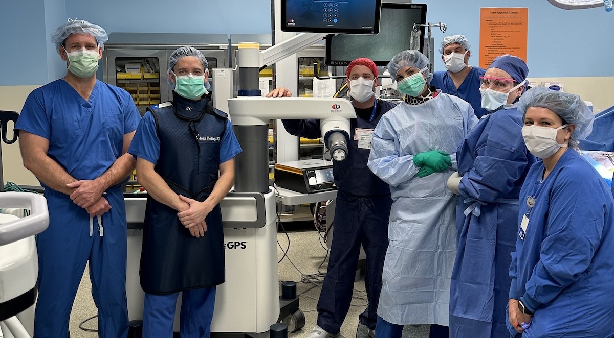Today's CITY Scene newsletter is #sponsored by @WUSTLortho. WashU’s departments of orthopedic surgery &amp; neurosurgery performed the first robotic-assisted integrated spine surgery at Barnes-Jewish West County Hospital. Learn more about what they can do at hubs.ly/Q02Dwr4Y0.