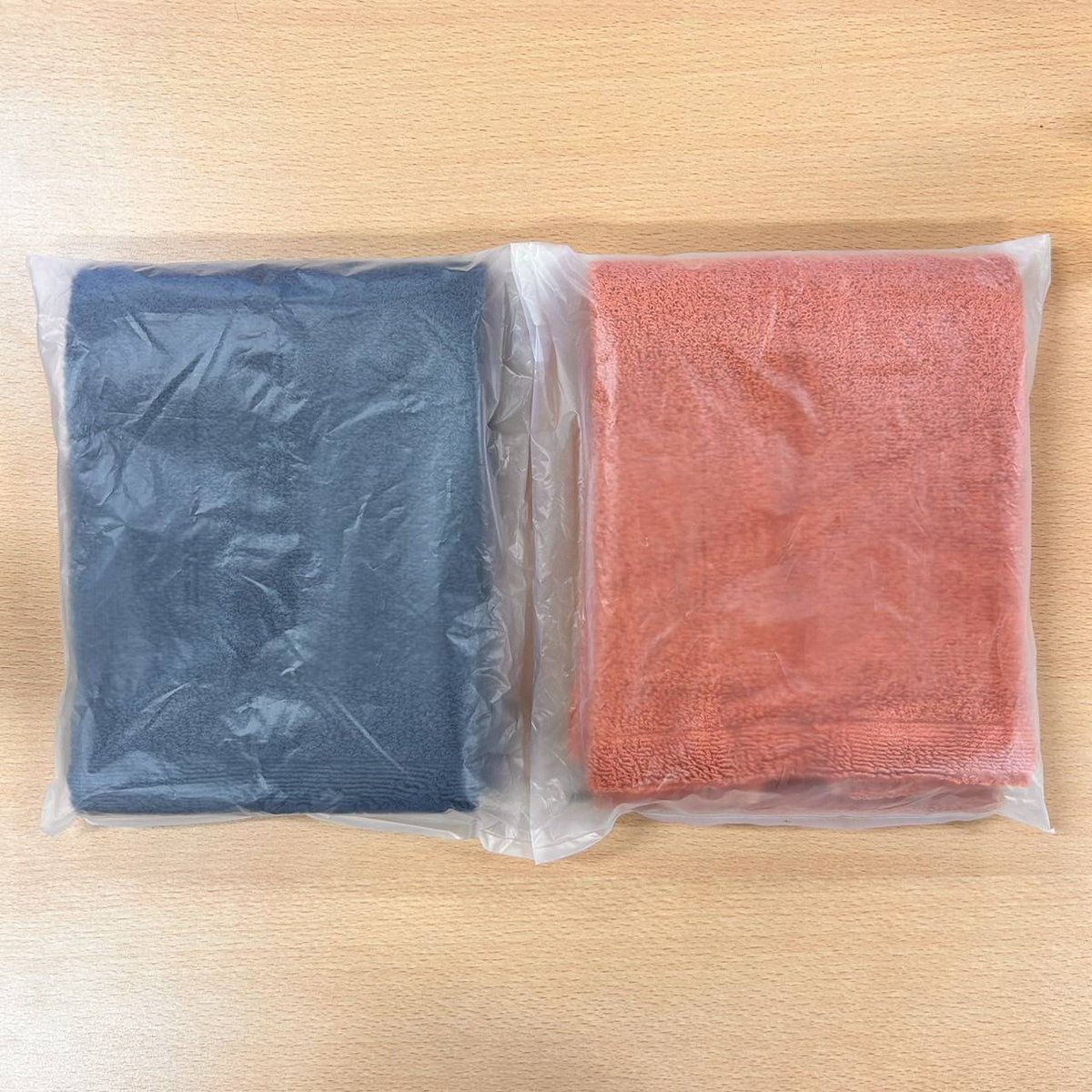 j_yamaguchi_lab's tweet photo. 【SGSN協力企業&商品紹介】
IKEUCHI ORGANIC 編
こんにちは、黒木です☺
IKEUCHIは、「最大限の安全と最小限の環境負荷」を理念にオーガニックテキスタイル製品を作っています。
今回は、アスリートタオル(CU+)など夏に向けた商品もありますので、是非お越しください!
#ikeuchiorganic
#SGSN https://t.co/2UwZdbJ7S2