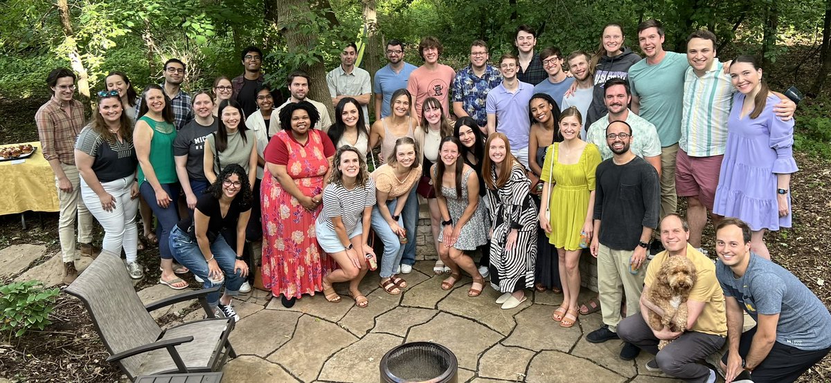 UM Neurology Residency Program (@umichneurores) on Twitter photo Hello new residents, hello newer residents!
(Hello fluffy dog.)
<a href="/zach_london/">Zach London</a> <a href="/UMneurosciences/">UMichNeurosciences</a> Hello new residents, hello newer residents!
(Hello fluffy dog.)
<a href="/zach_london/">Zach London</a> <a href="/UMneurosciences/">UMichNeurosciences</a>