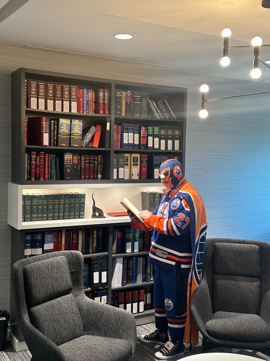 EdifyEdmonton's tweet photo. Alas, the season is over. Now it's time for Luchadoiler to return home and read "The 7 Stages of Grief." #yeg #yeggers #edmontonoilers #yeghockey #OilNation #stanleycup #NHL https://t.co/1RAgfrm6zG