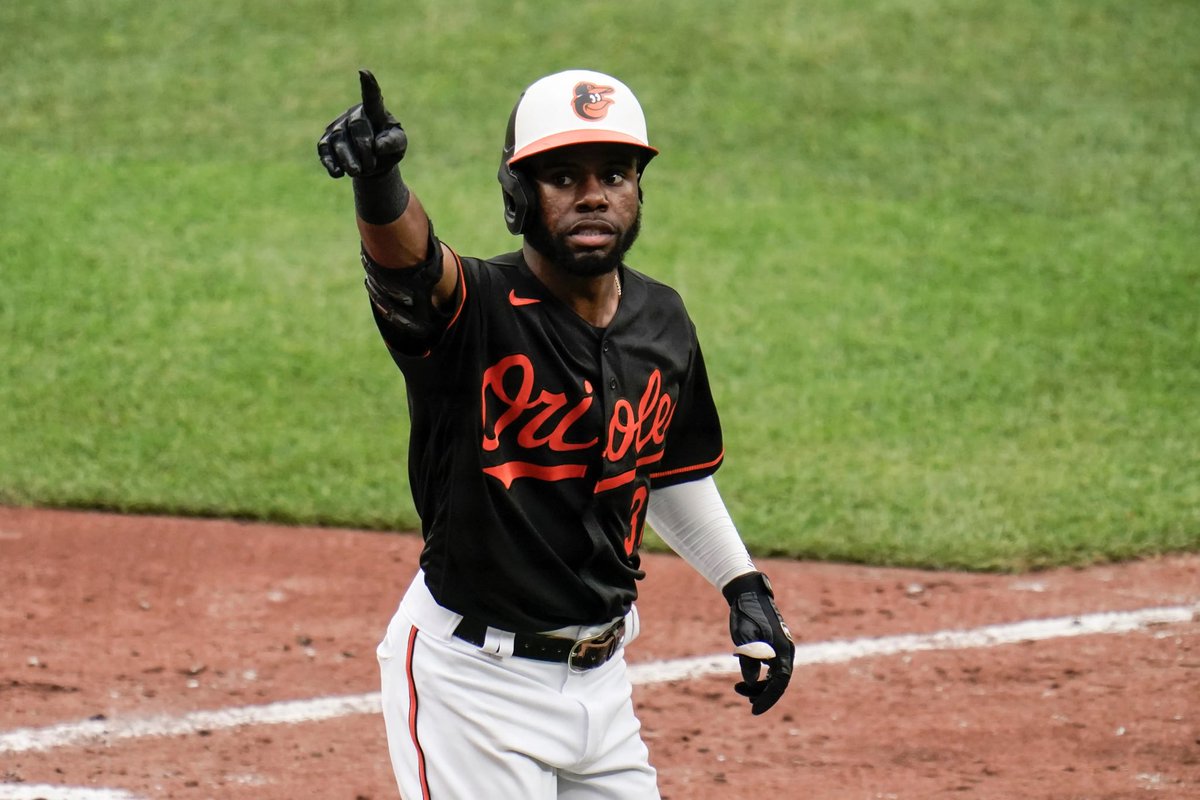 zachbollinger18's tweet photo. Cedric Mullins last 16 games: 

.358 avg 
19 Hits 
2 HRs 
4 RBIs 
12 Runs 
1.004 OPS

THEY LET CEDRIC GET HIS SWAGGER BACK. https://t.co/COIT6MunTX