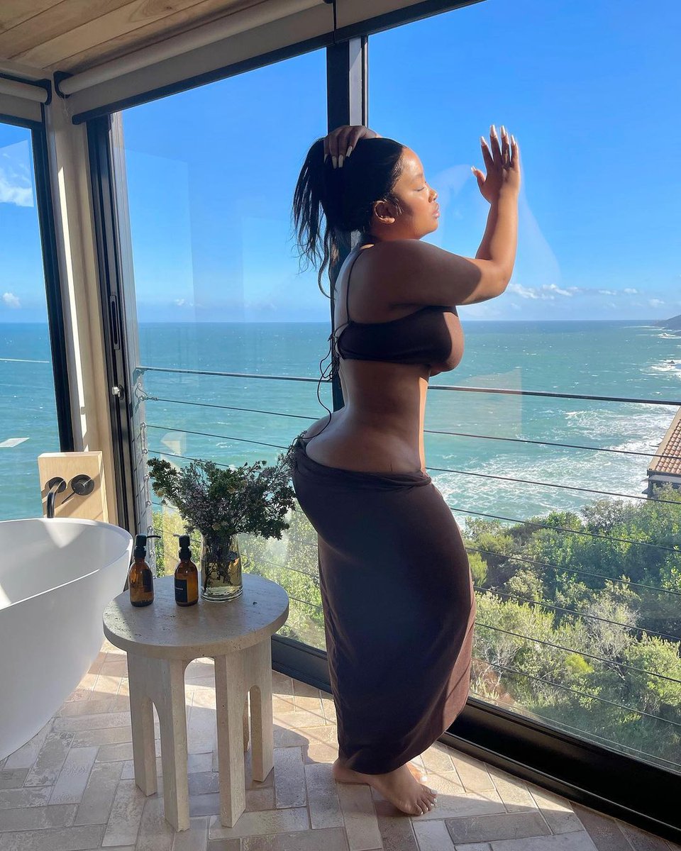 thereal_baddies's tweet photo. Omg #thereal_baddies #explore https://t.co/VoFJhxUwkn