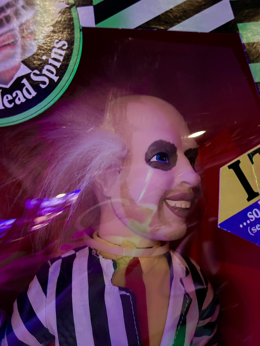 Beetlejuice 16” pull-string doll by Kenner (1989). 😎💜 #retrotoys #vintagetoys #80s #beetlejuice #retropopcultire #michaelkeaton #kenner