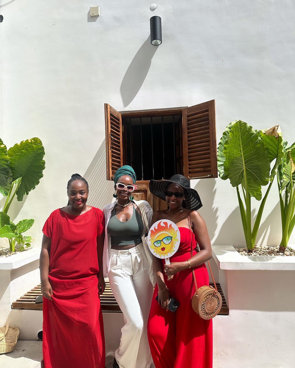 travelneza's tweet photo. Throwback to unforgettable moments in Zanzibar with our amazing clients 🤗🤗 #throwbackthursday #nezaclub✈️ #travelnezaexperience https://t.co/8kV4KDR7ct