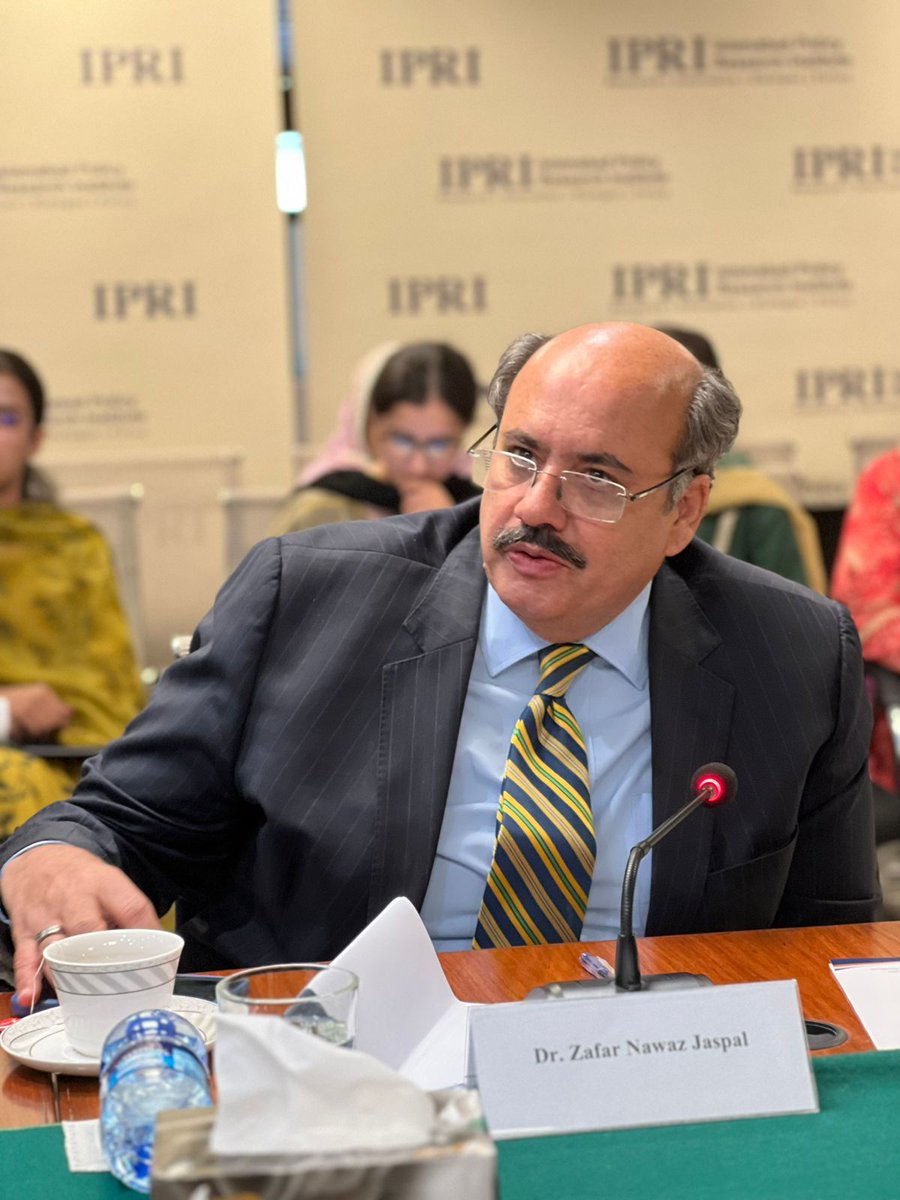 IPRI_Pak's tweet photo. IPRI RTC|
Dr Zafar Nawaz Jaspal(@zafar_jaspal) takes the floor for his talk. He identifies the determinants of the Indo-Pacific security architecture, what is driving them, and what are the concerns. The US has transformed its hub adn spokes systems to entities like AUKUS, Quad. https://t.co/u8rWSf5yC6