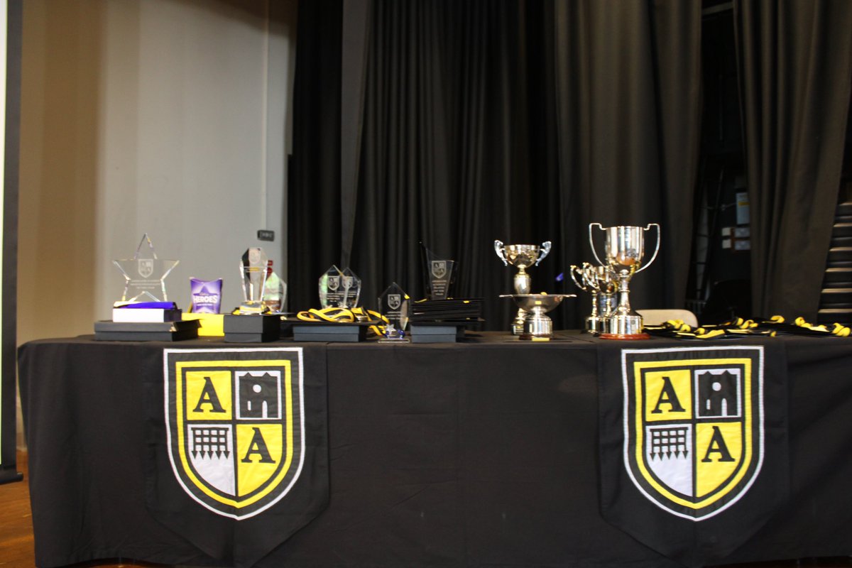 ArbroathAcadPE's tweet photo. ⭐️SPORTS AWARDS⭐️
 
A huge thank you to the following:

To our incredible presenters: George N, Kacper.S, Amy.D, Charley.B, Isla.B, Evie.B, Morgan.L, Jessica.L 

@arbroathfc for the table covers/table holders 

@thom_tshf -for being our amazing guest speaker https://t.co/V2NjnOXTgH