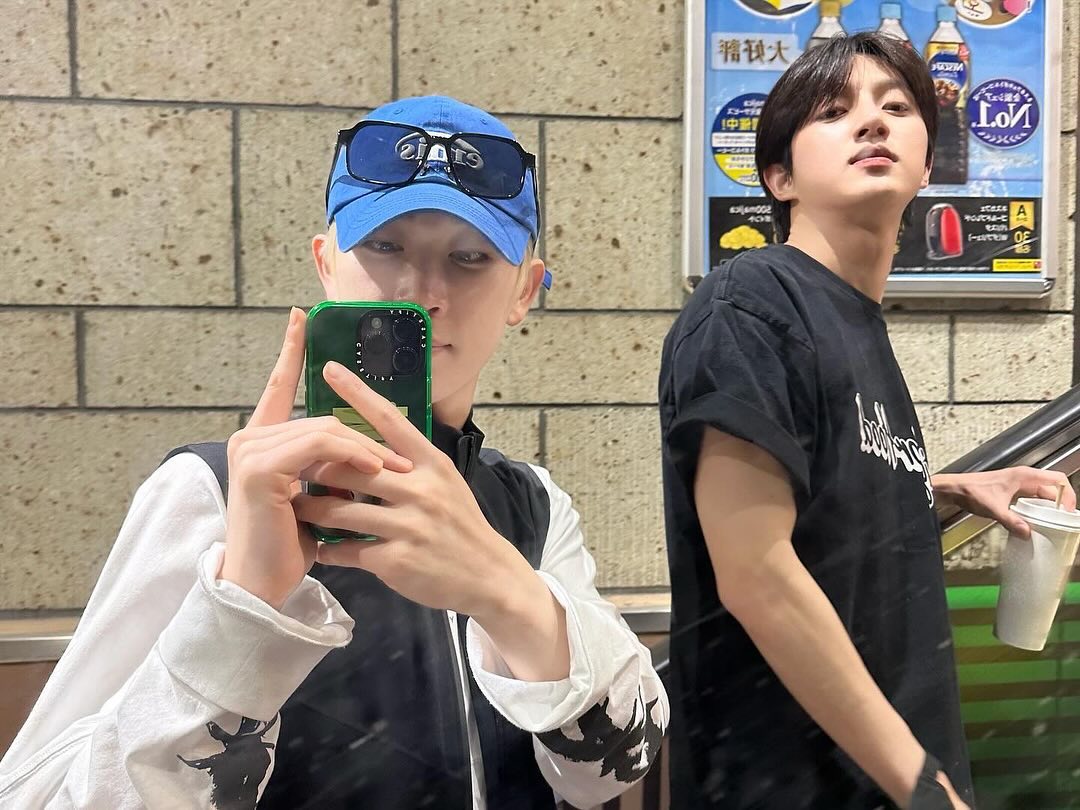 bongjaekeeper's tweet photo. EXCUSE ME SIR?!!! BONG JAEHYUN HELLOOO?!! 😭😭😭 https://t.co/J36lR1SwEM