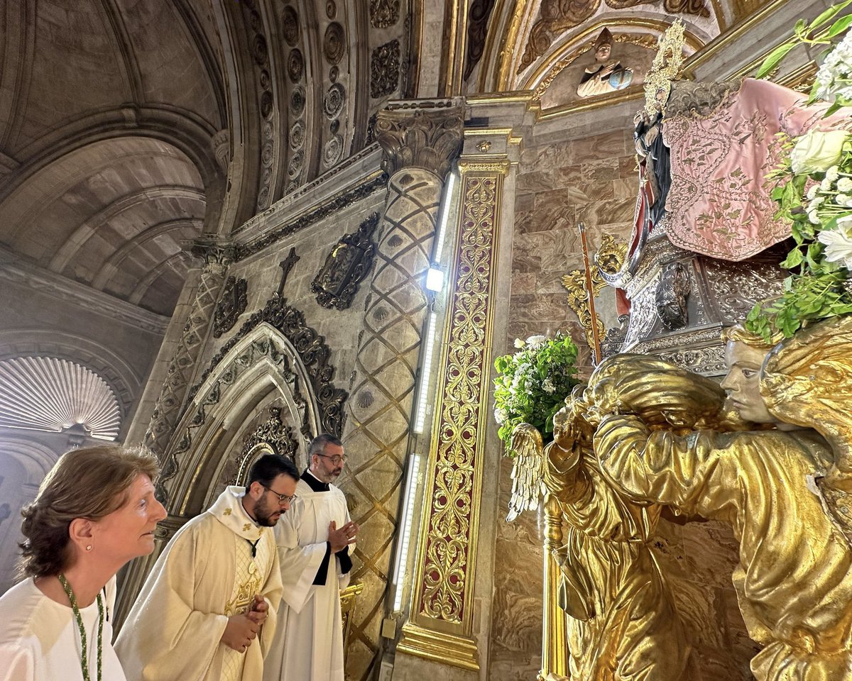 HdadVirgenMar's tweet photo. PRIMERA MISA | NH Moisés Benavides Fernández celebraba su primera Misa en Almería el pasado 25 de junio bajo el amparo de la Stma. Virgen del Mar. ¡Enhorabuena! https://t.co/cHxI2kgF5N