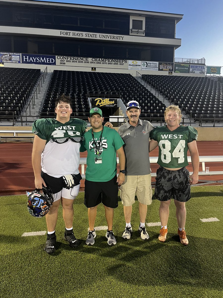 Coach Teeter tweet media