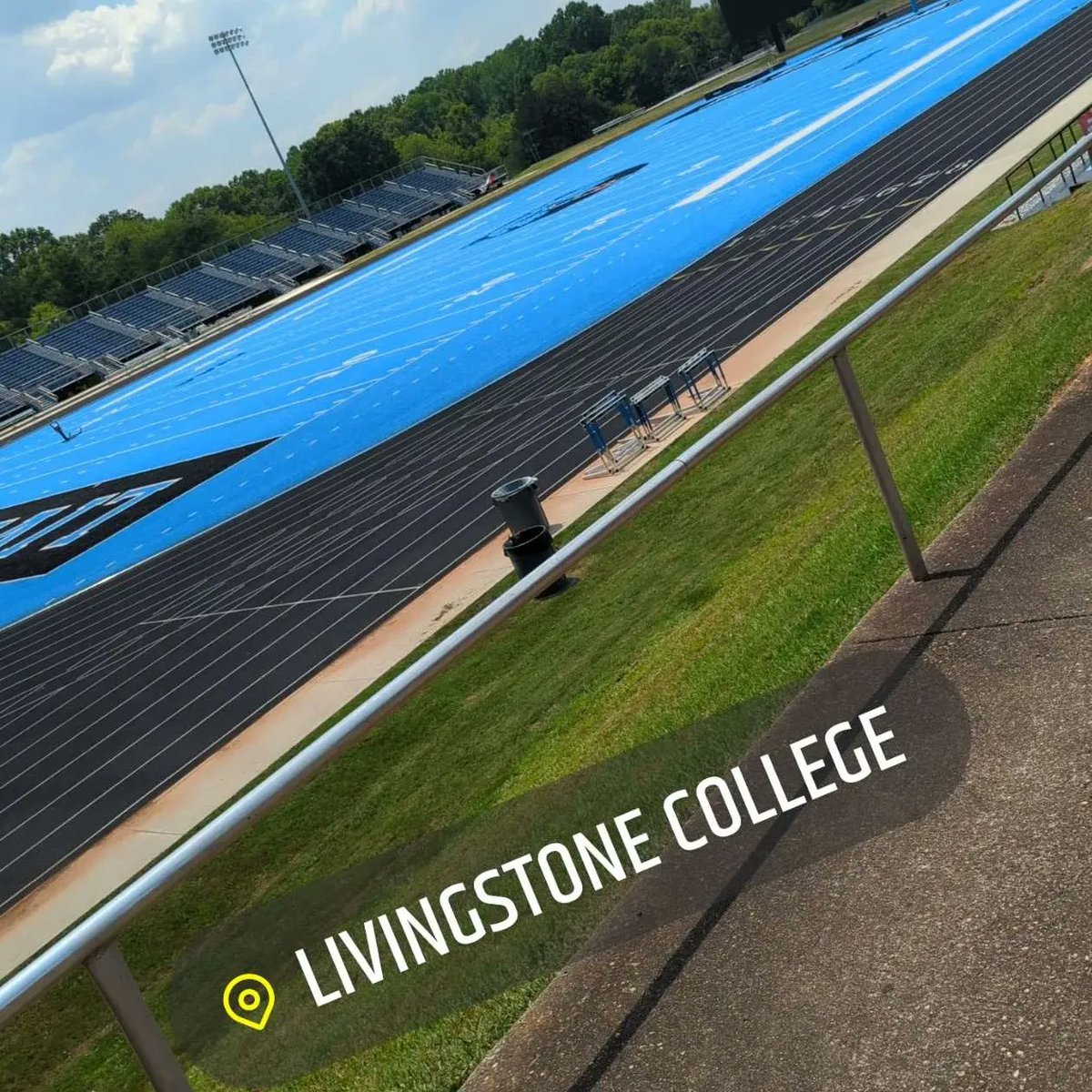 CCPathfinderFl's tweet photo. Day 3/School 8 - @Livingstone1879
Thank you @BlueBear_1879  for a wonderful lunch and tour of campus 

Facts:
Gated campus 
Has a Planetarium 
Has a greenhouse 
One of 2 blue college football fields 
Have esports
Division 2 athletics

#NCICU
#northcarolina
#campustour
#iec
#HBCU https://t.co/dGrMKa4yAl