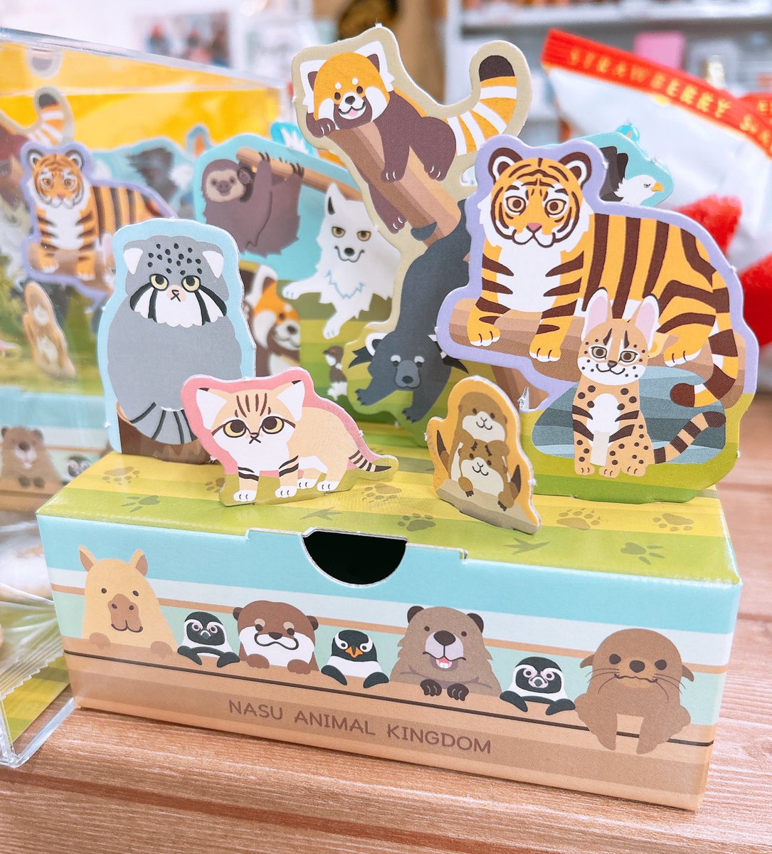 NEW＊＊ 【ジオラマアイシングビスケット】 12個入り＊個包装＊864円