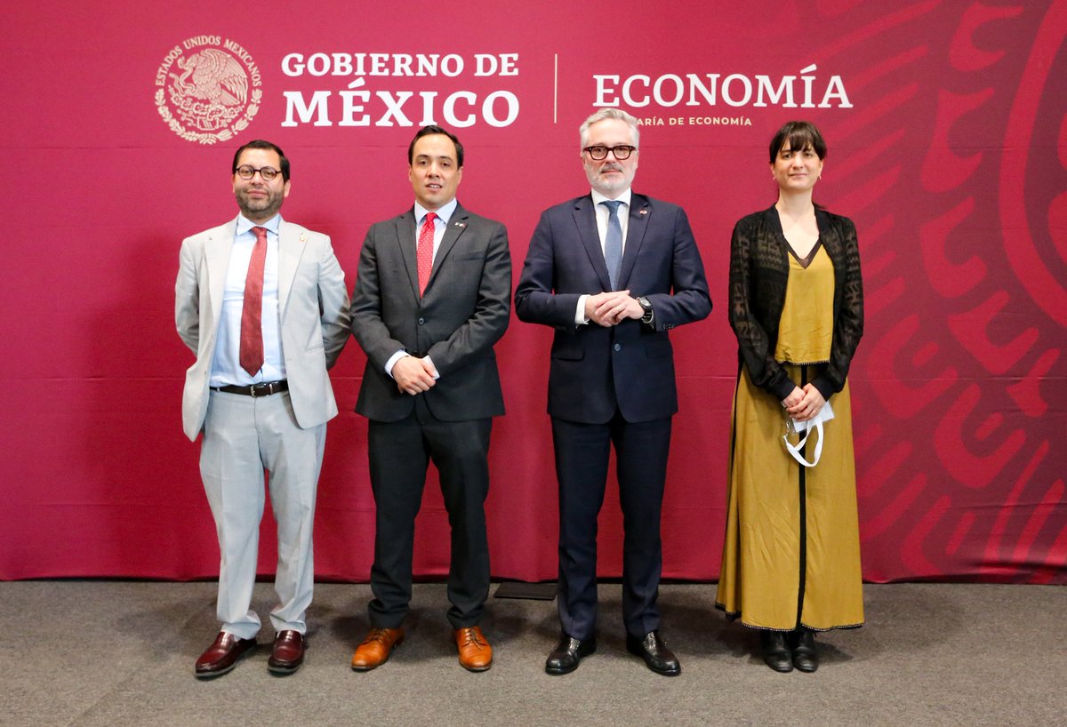 Economía México tweet media