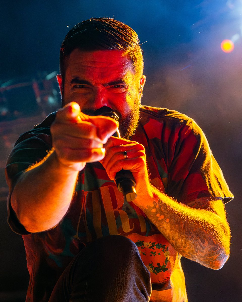 PruCenter's tweet photo. This moment means a lot to us. Thank you, @adtr !❤️‍🔥

@Prudential presents @NorthtoShore 
#ADTR #ADayToRemember https://t.co/r5rdQ8zYIL
