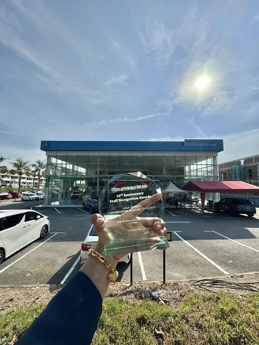 protonlala's tweet photo. Siapa gaji basic RM1,500?

Cuma kena ada elaun, ot atau commission je kalau nak beli kereta baru! 👏🏻

Contoh:
Gaji basic RM1,500
Commission RM600

Click link whatsapp Lala bawah ni👇🏻heee 
https://t.co/98p5AfC6Bl

Korang boleh search tiktok @lalaproton kalau nak tengok feedback! https://t.co/X3ieCPE7Ih