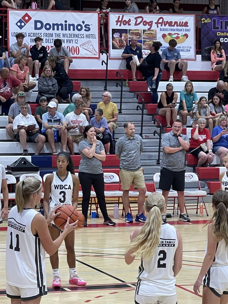 One last show together for these 4 today at the WBCA All-Star Game. Congratulations Mary, Sammy, Coach Mac, &amp; Coach Harmon!!!

⭐️🏀🖤
#AllStars   
#MustangPride