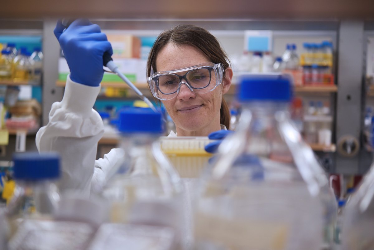AIBN Research (@aibnatuq) on Twitter photo 🧬🔬 More than half the time and cost to manufacture an mRNA vaccine is dedicated quality control - which is currently slow, expensive, and inaccurate.
@Mercerlab and the team at <a href="/BASEmRNA/">BASE mRNA Facility</a> are working to change that 🧵 🧬🔬 More than half the time and cost to manufacture an mRNA vaccine is dedicated quality control - which is currently slow, expensive, and inaccurate.
@Mercerlab and the team at <a href="/BASEmRNA/">BASE mRNA Facility</a> are working to change that 🧵