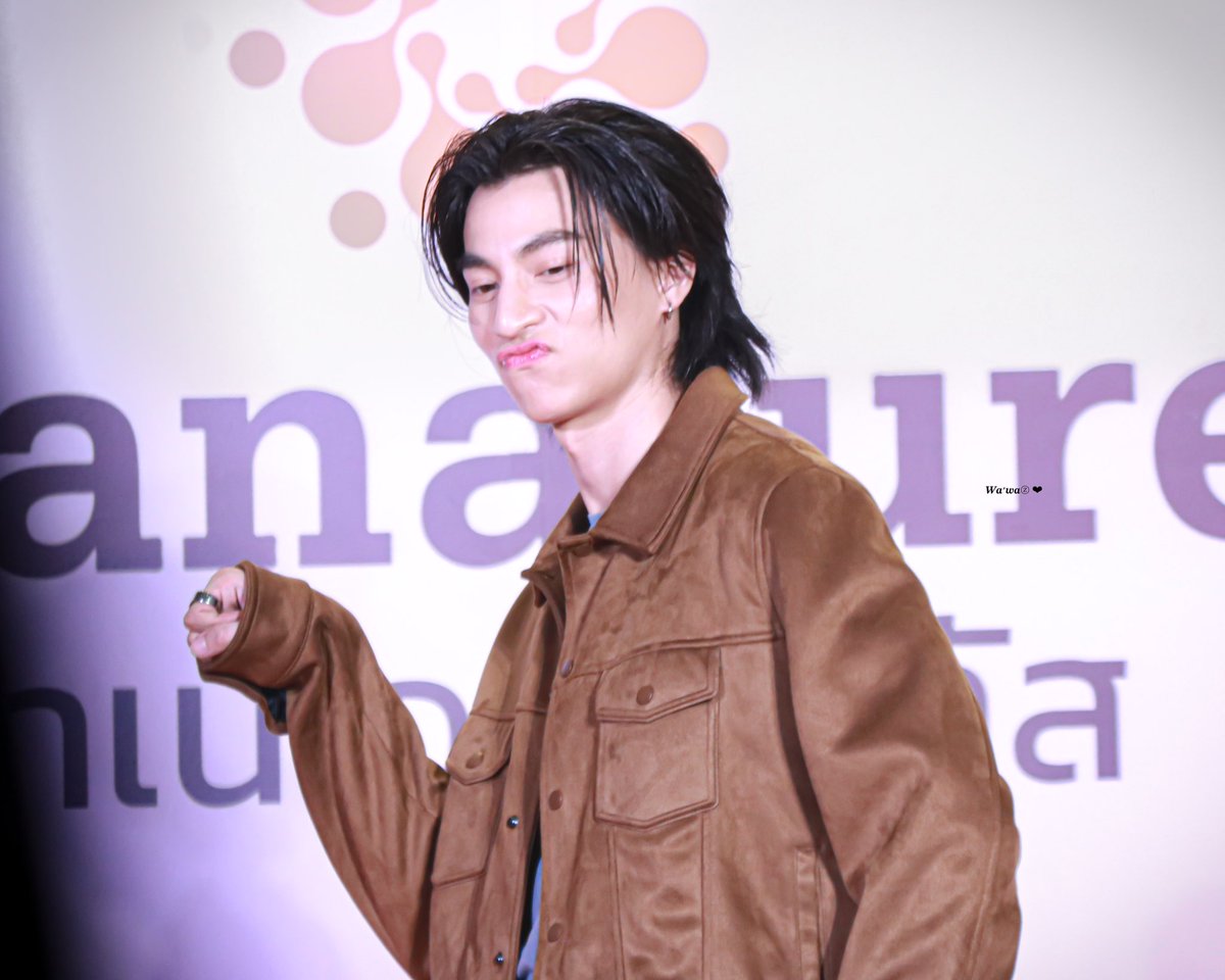 มันคือท่าอะไรอะเธอขา ตั๊กแตนตำข้าวหรอ? 🤣🤣🤣

#Gulfkanawut ,#WwaGulf #VitanaturePlusEventxGulf