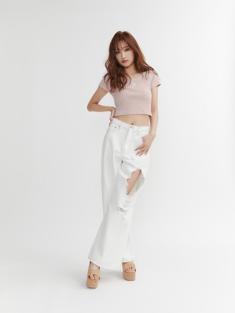 ／
モデル👗
ファッションブランド『GYDA』
ビジュアルモデルに小川桜花が登場🌸
＼
10～20代前半に人気のブランド
「GYDA」のビジュアルモデルに
小川桜花が登場✨️

数十種類のルックで小川桜花の
様々な表情がお楽しみいただけます！

GYDA公式HPやSNSで公開されています！