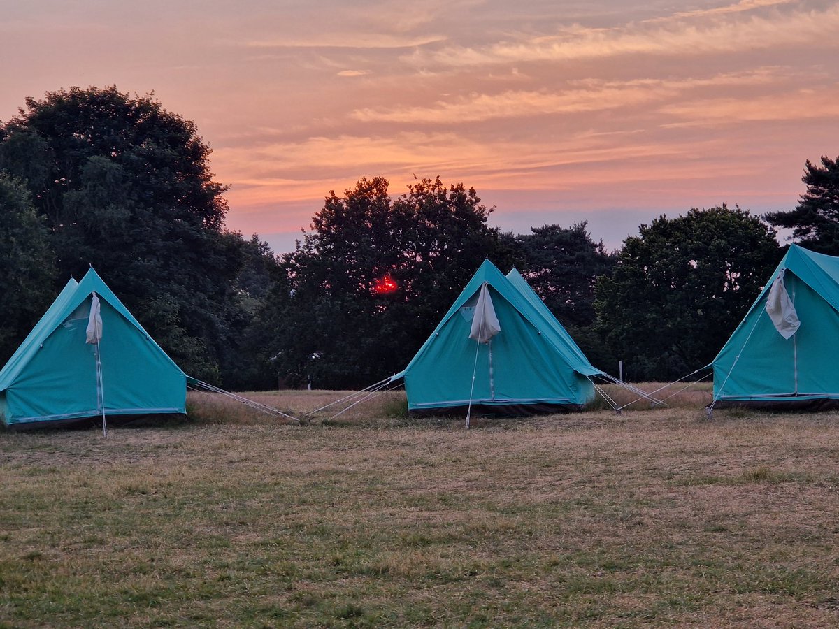 StrelleyAcademy's tweet photo. The sun is rising and it's going to be another glorious day at Walesby for our second day of adventure.
#TheDSAWay #WeAreDjanogly https://t.co/764NY8nNoQ